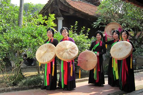  Hò Bèo:  Giọng ca nồng ấm của miền Nam giao thoa với giai điệu dân gian vui tươi